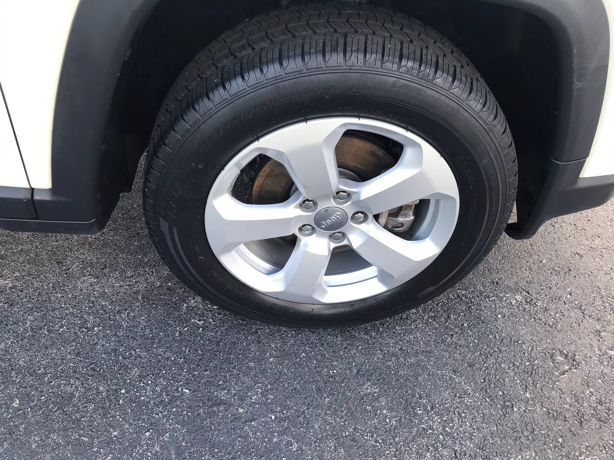 Used 2019 Jeep Compass Latitude w/ Popular Equipment Group AWD/4WD image 44