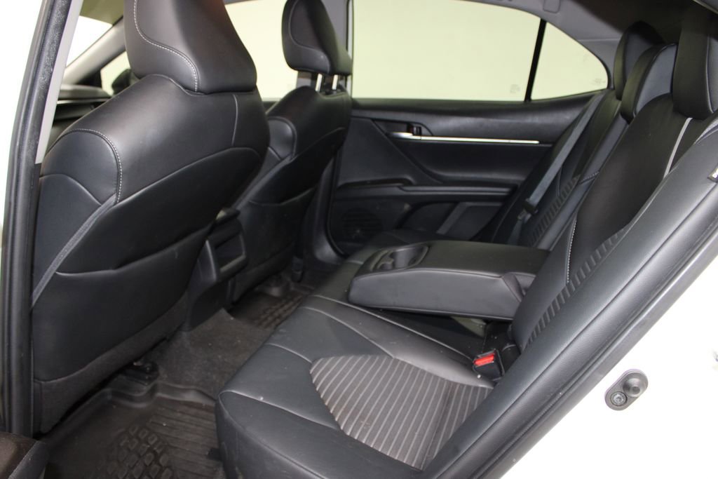 Used 2021 Toyota Camry SE image 17