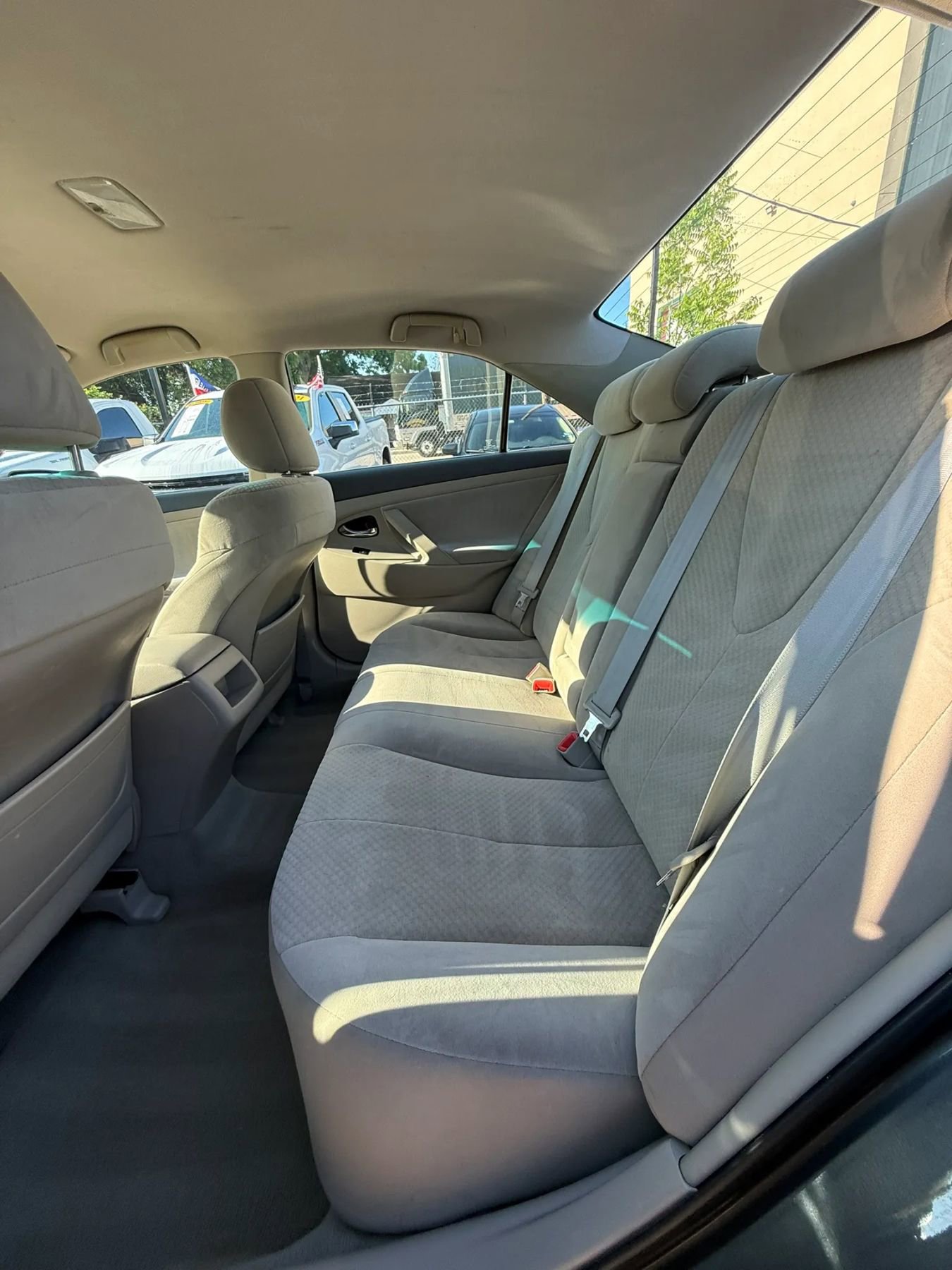 Used 2009 Toyota Camry LE FWD image 14