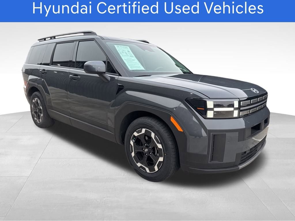 Used 2025 Hyundai Santa Fe SEL w/ Tow & Go Package image 2