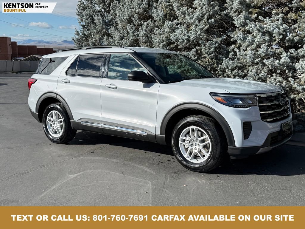 Used 2025 Ford Explorer Active image 10