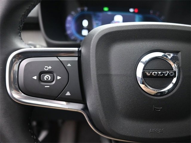 Used 2024 Volvo XC40 B5 Plus w/ Protection Package Premier image 15