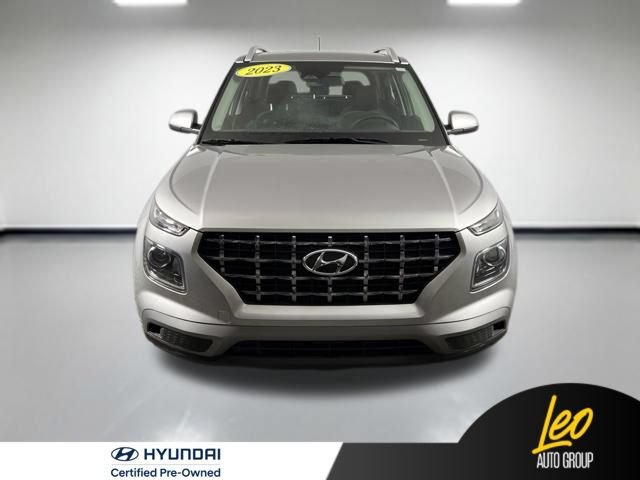 Used 2023 Hyundai Venue SEL FWD image 10