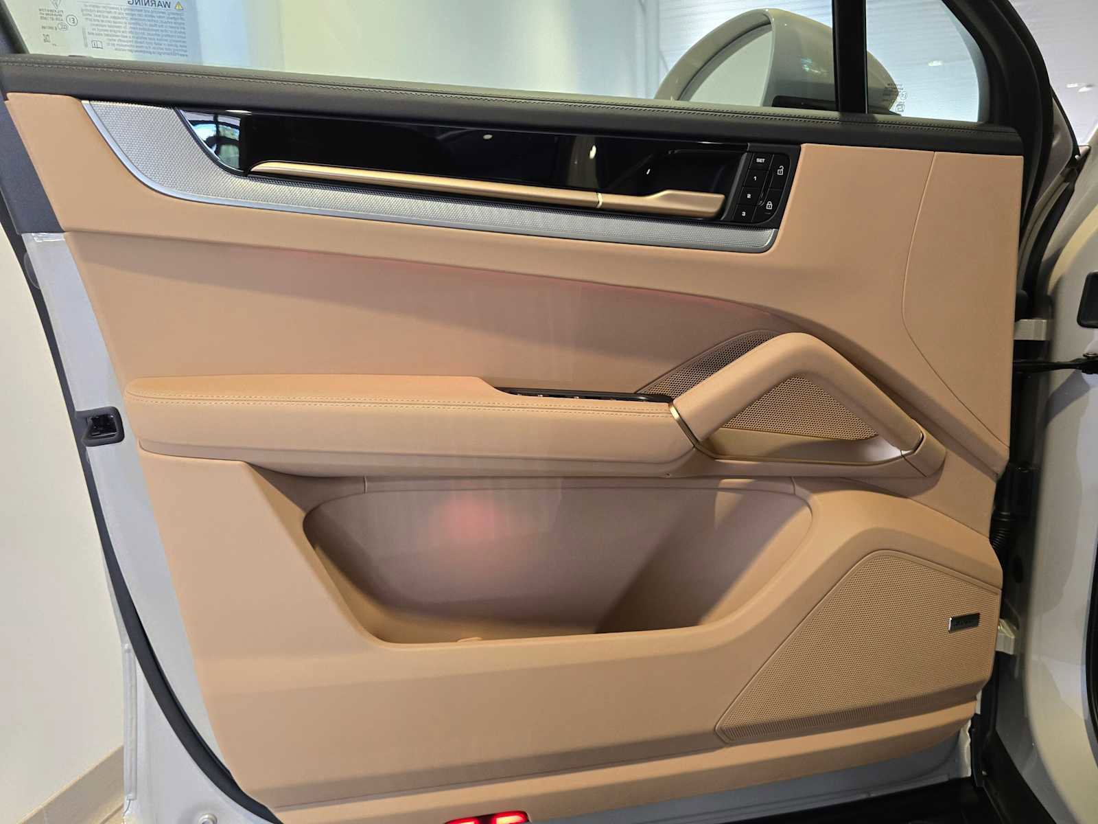 New 2026 Porsche Cayenne S image 24