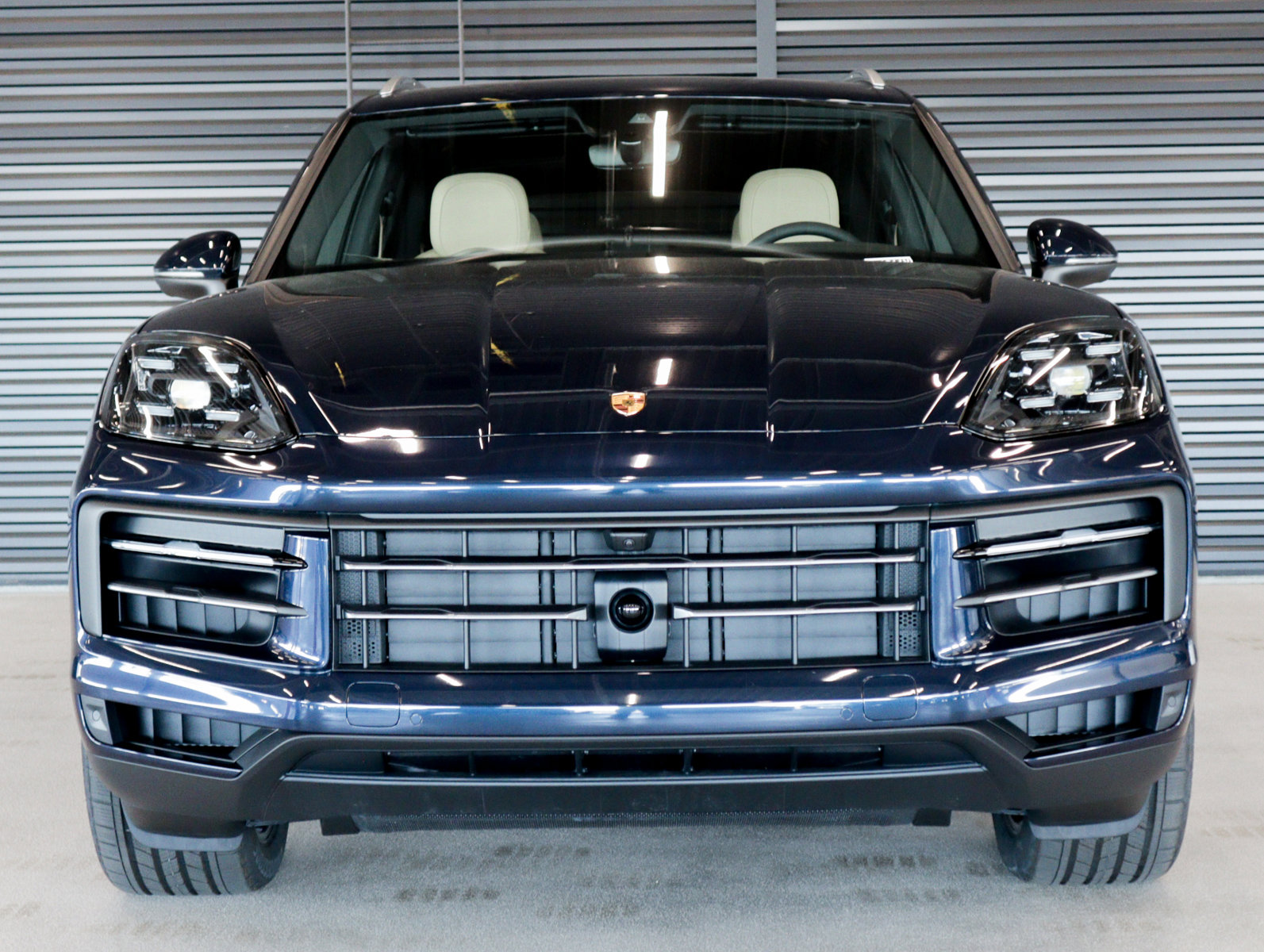 Used 2025 Porsche Cayenne S image 8