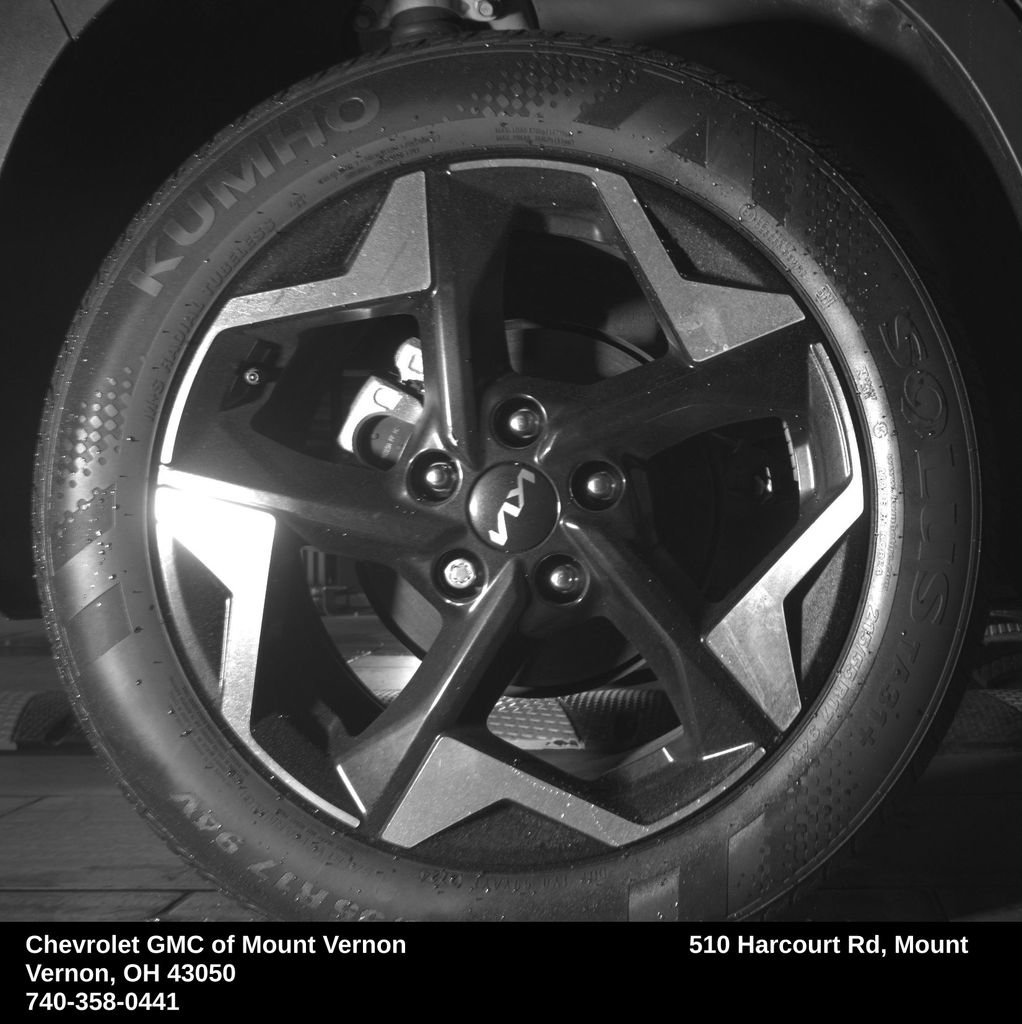 Used 2025 Kia Seltos EX w/ EX Sunroof Package FWD image 19