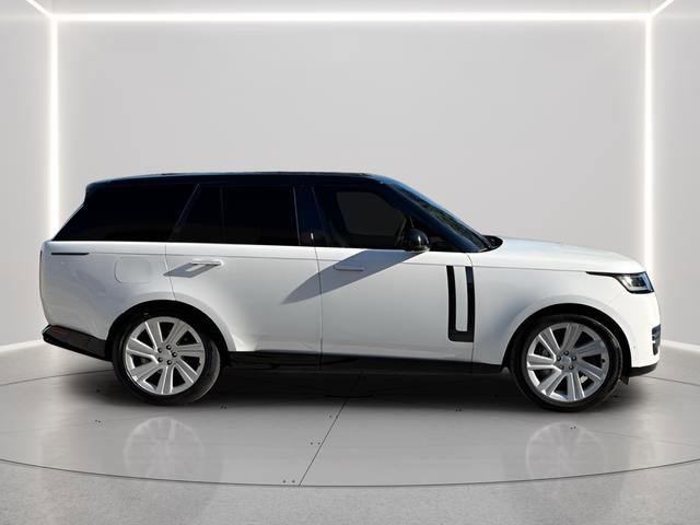 Certified 2023 Land Rover Range Rover SE image 6