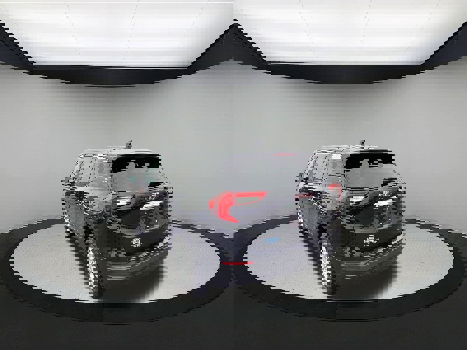 Used 2024 GMC Terrain SLE image 6