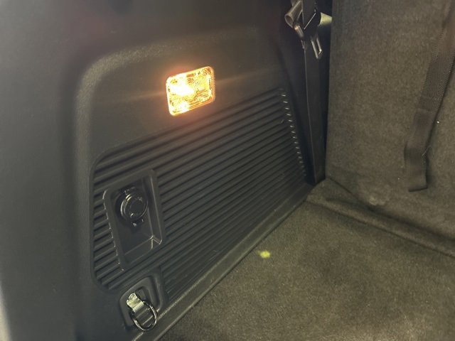 Used 2022 Subaru Ascent Limited w/ Technology Package image 32