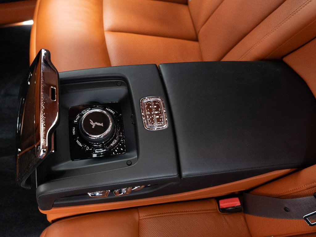 Certified 2018 Rolls-Royce Phantom Sedan image 26