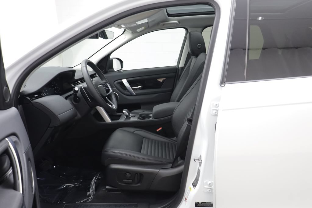 Certified 2025 Land Rover Discovery Sport S AWD/4WD image 5