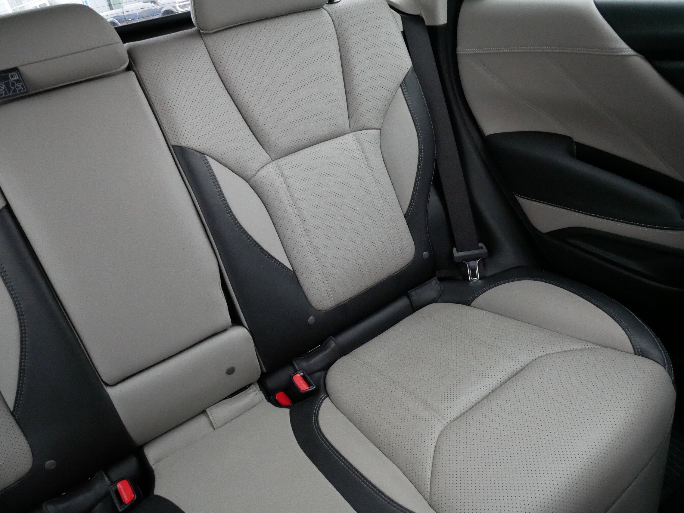 Used 2023 Subaru Forester Limited image 14