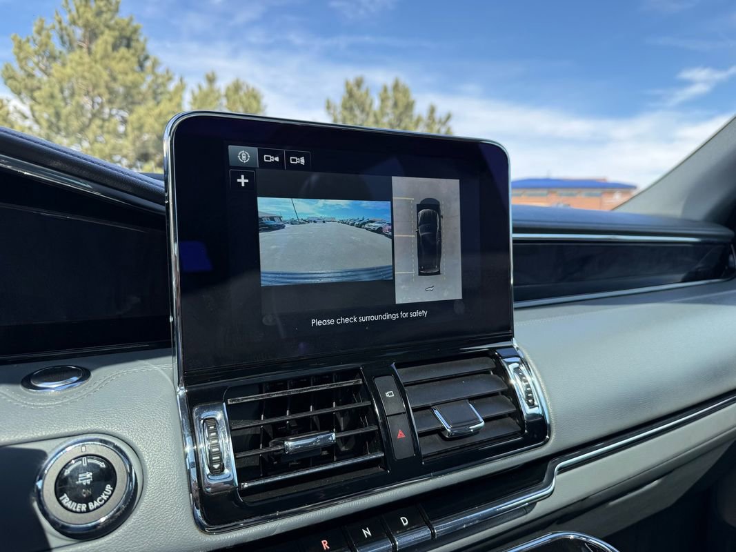 Used 2019 Lincoln Navigator Reserve image 38