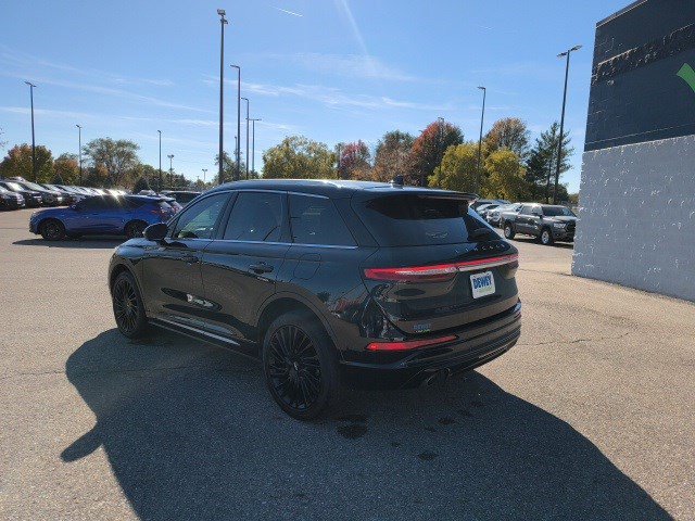 Used 2021 Lincoln Corsair Reserve image 3