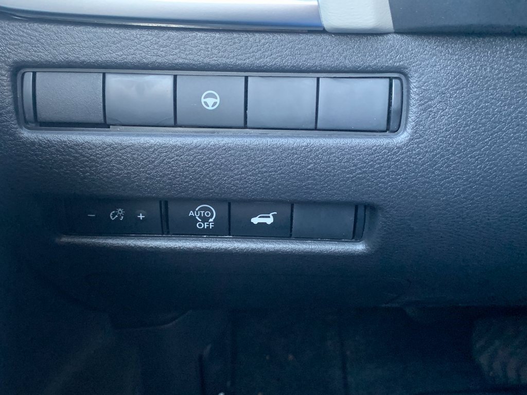 New 2026 Nissan Rogue SV w/ SV Premium Package image 17