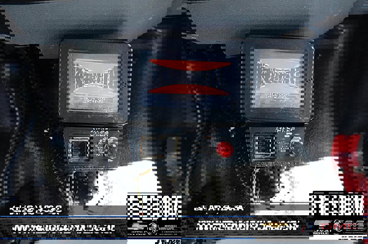 Used 2015 Ford F550 4x4 Regular Cab Super Duty image 13