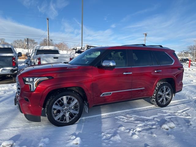 Used 2024 Toyota Sequoia Capstone image 4