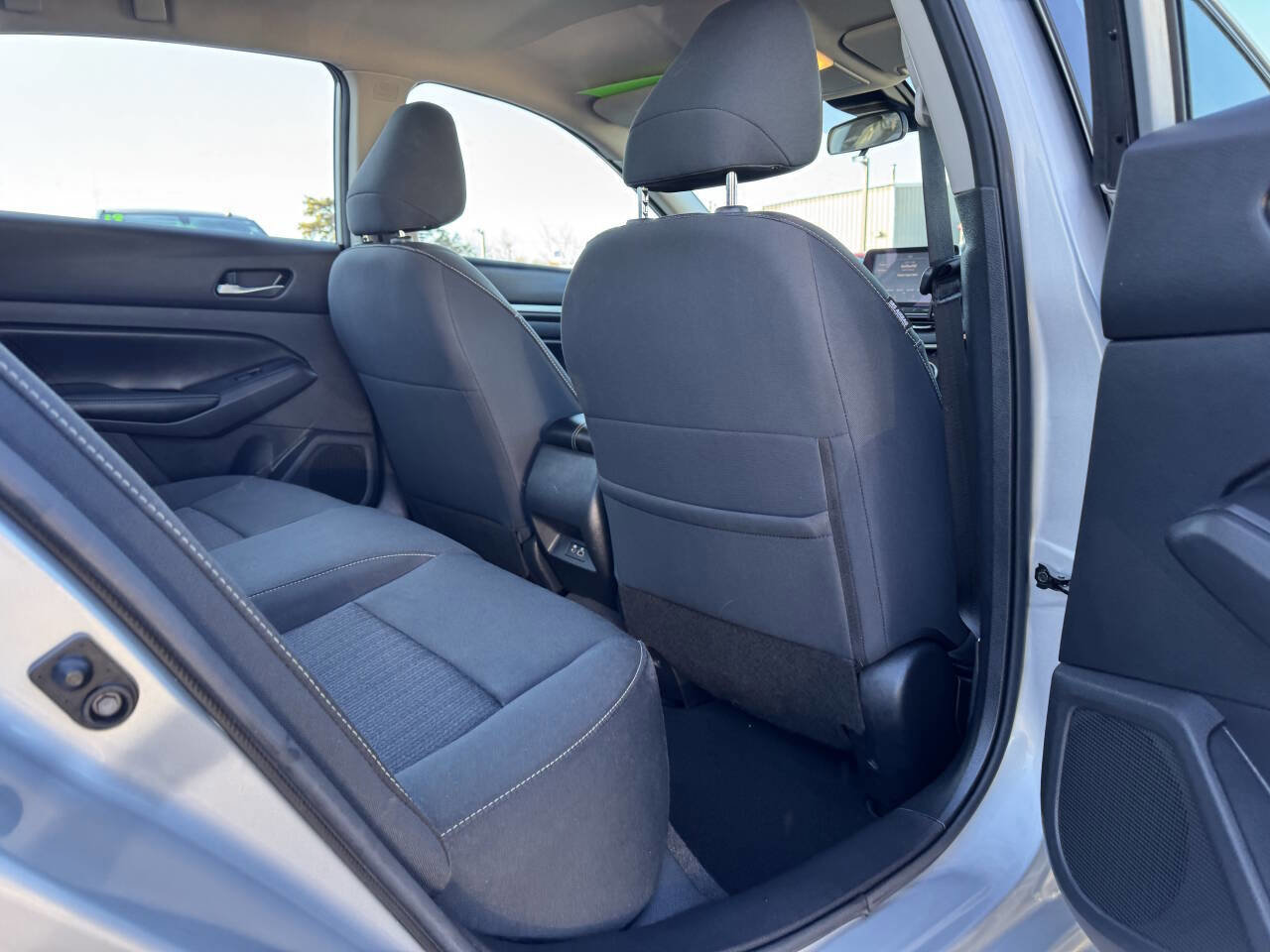 Used 2022 Nissan Altima 2.5 SV image 31