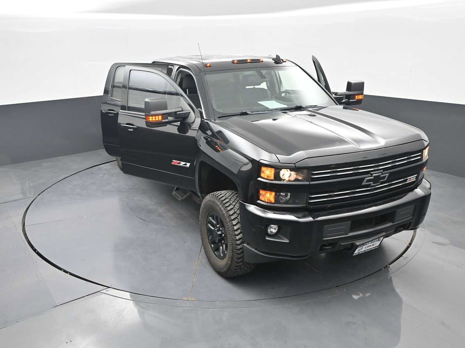 Used 2016 Chevrolet Silverado 2500 LT w/ Midnight Edition AWD/4WD image 36