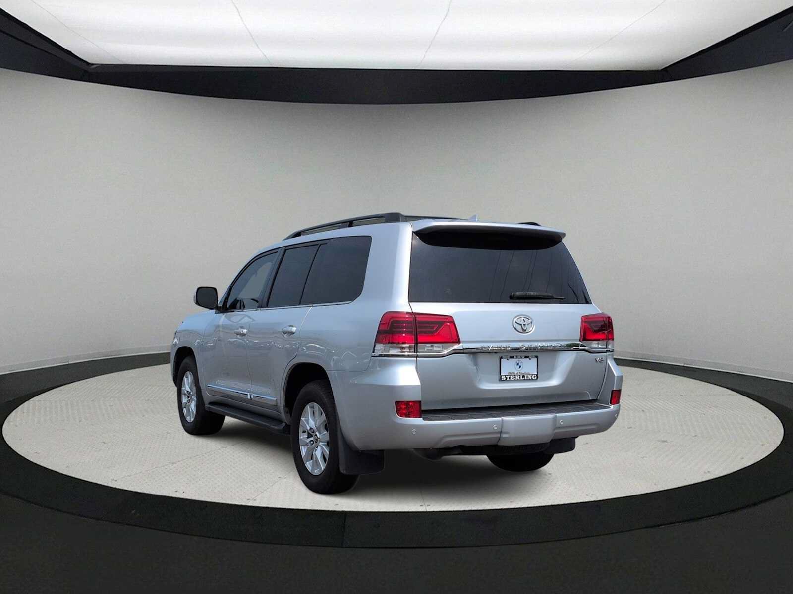 Used 2018 Toyota Land Cruiser AWD/4WD image 6