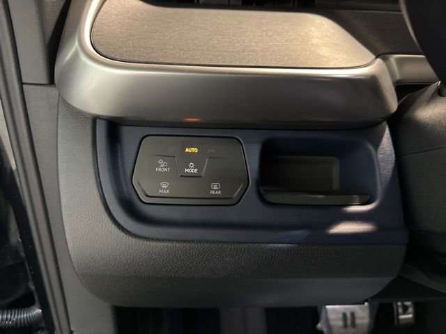 New 2025 Volkswagen ID. Buzz Pro S image 18