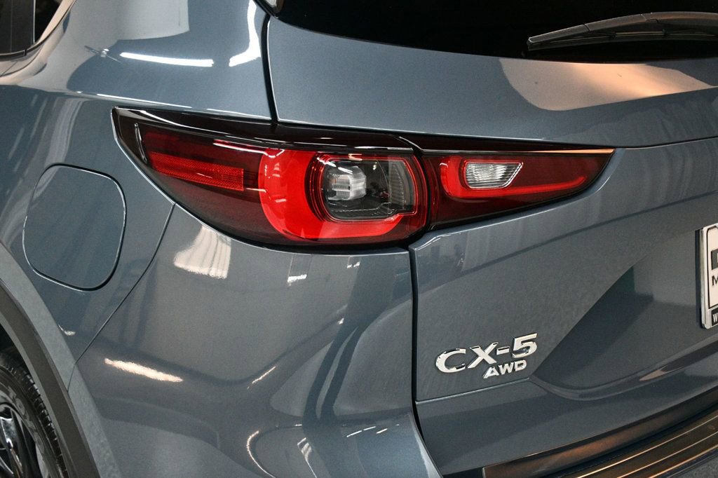 Used 2022 MAZDA CX-5 Carbon Edition image 15