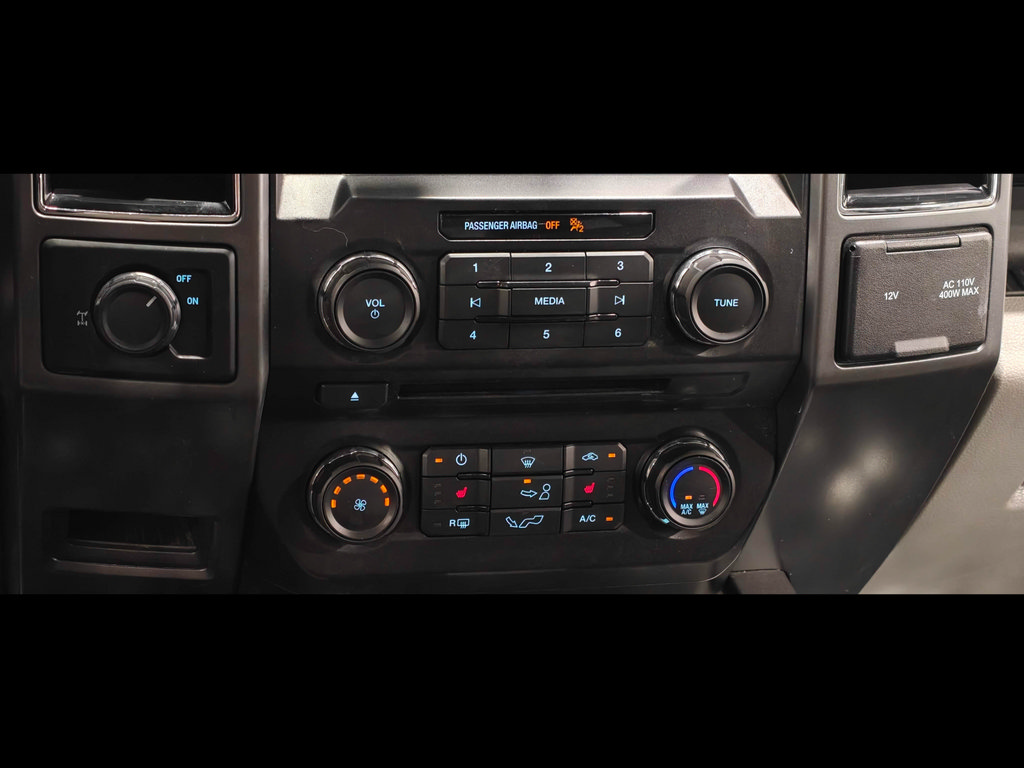 Used 2018 Ford F150 XLT w/ Equipment Group 302A Luxury RWD image 9