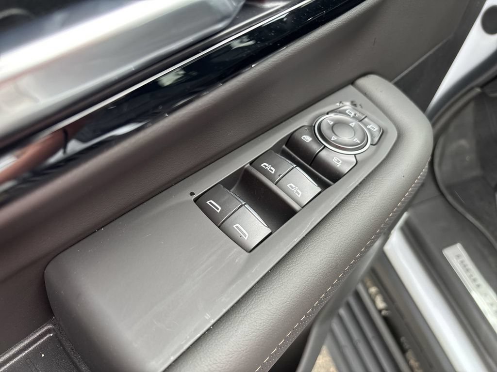 New 2026 Chevrolet Tahoe High Country AWD/4WD image 24