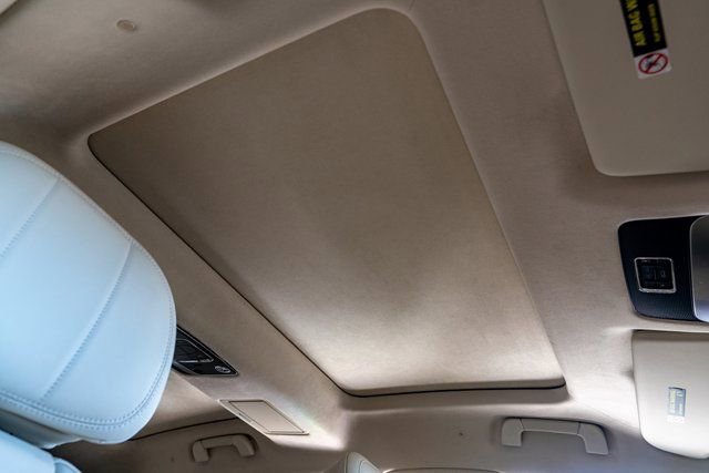 New 2025 Bentley Flying Spur Plug-In Hybrid image 72