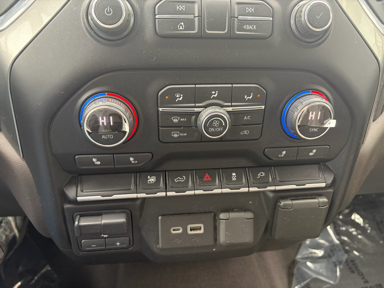 Used 2020 Chevrolet Silverado 2500 LT w/ Fleet Comfort Package image 29