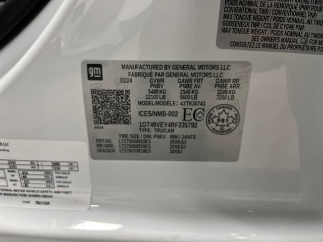 Used 2024 GMC Sierra 3500 AT4 w/ AT4 Premium Plus Package image 44