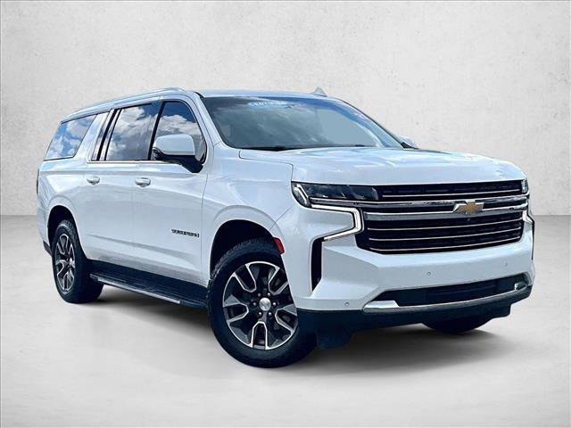 Used 2021 Chevrolet Suburban LT w/ Luxury Package RWD image 12