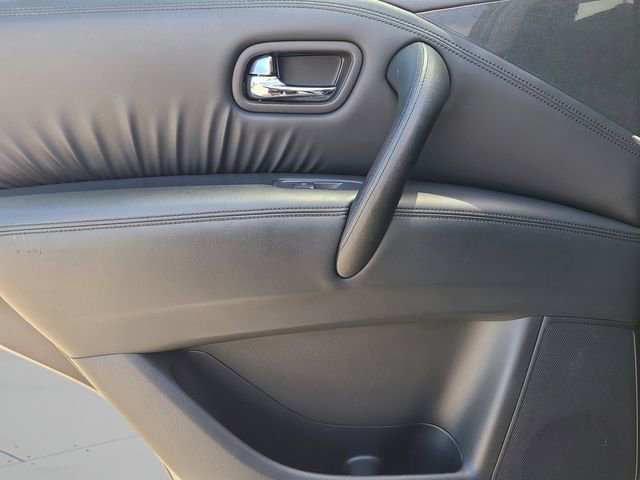 Used 2024 Nissan Armada SV RWD image 13