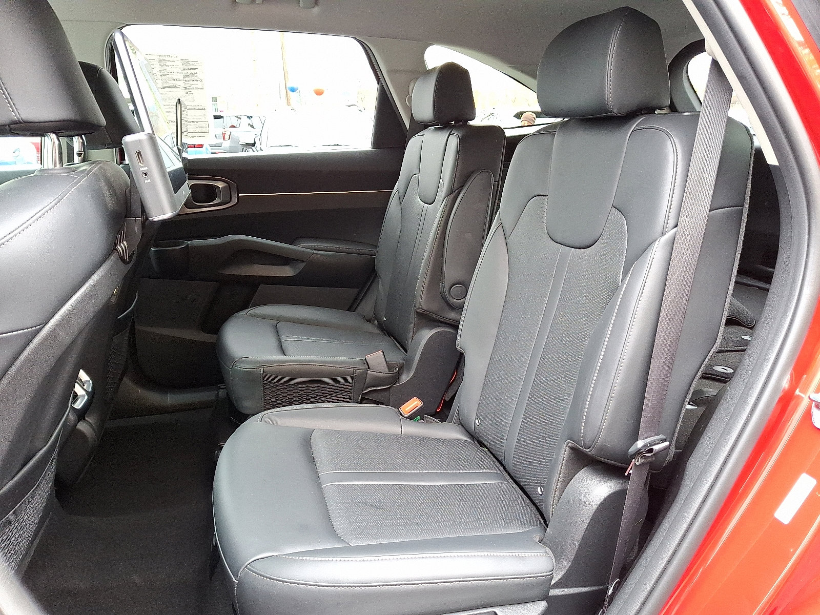 Used 2023 Kia Sorento EX image 8