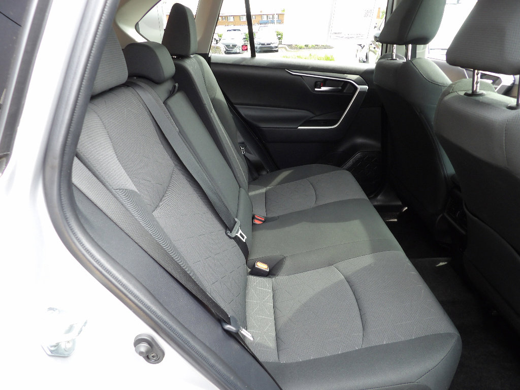 Used 2024 Toyota RAV4 XLE w/ Convenience Package AWD/4WD image 18
