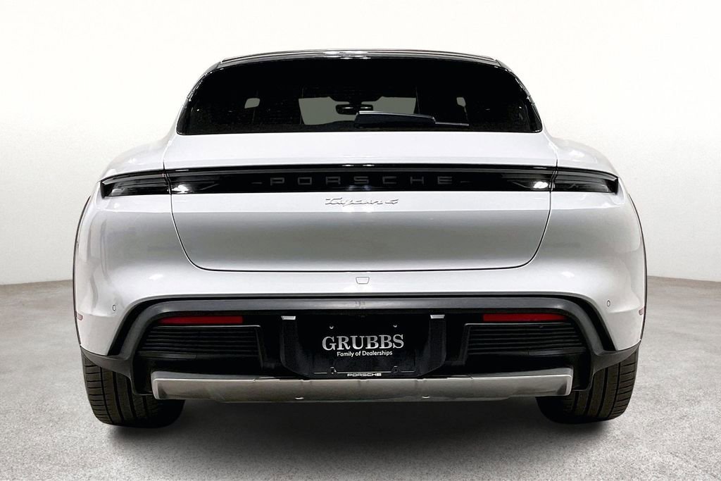 Used 2022 Porsche Taycan 4 Cross Turismo image 6