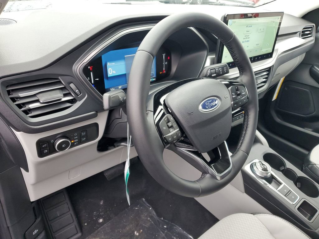 New 2026 Ford Escape SE image 11