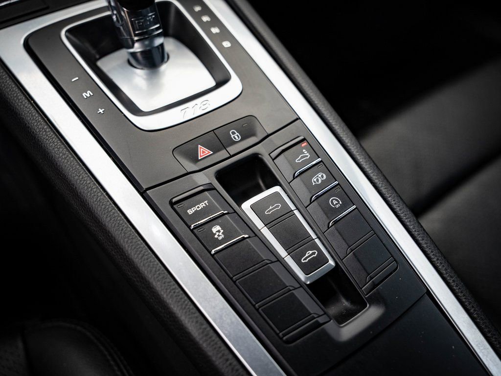 Used 2019 Porsche 718 Boxster image 35
