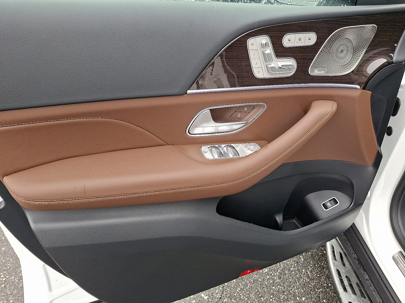 New 2026 Mercedes-Benz GLS 450 4MATIC image 8