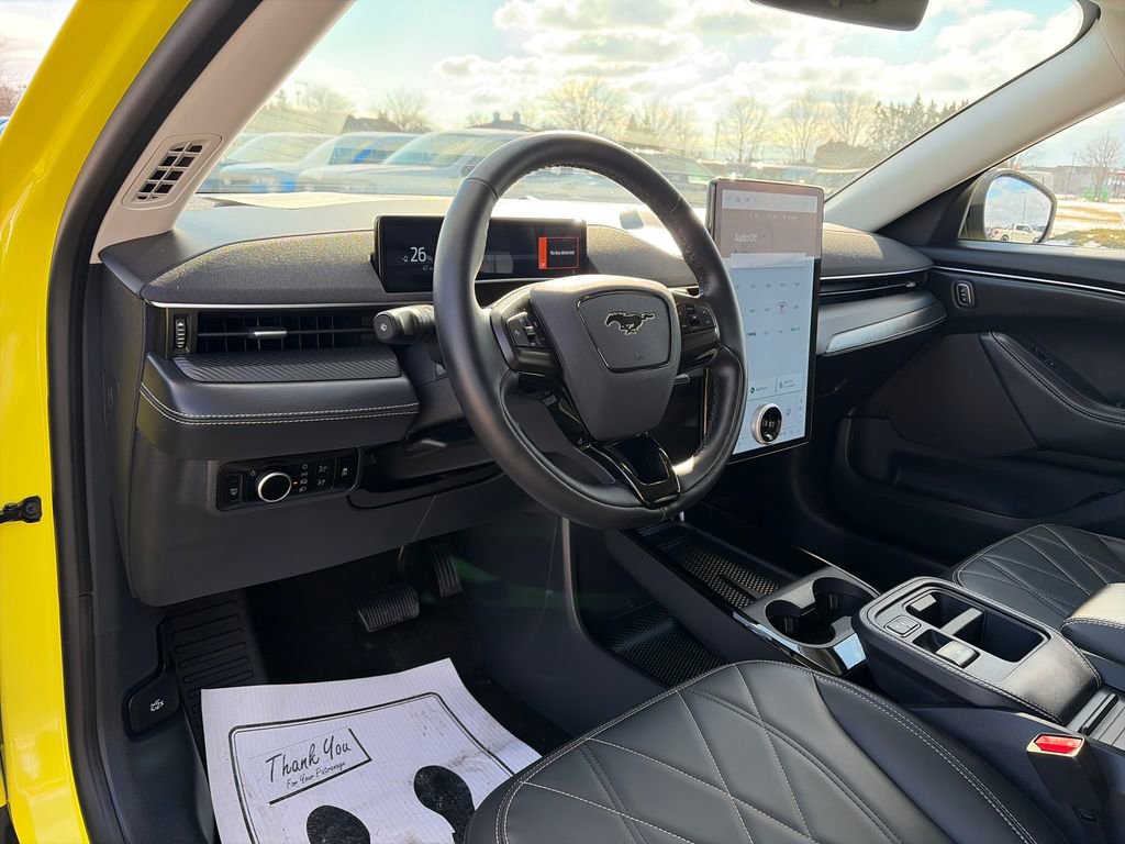 Used 2025 Ford Mustang Mach-E Select w/ Comfort Package Lite image 16