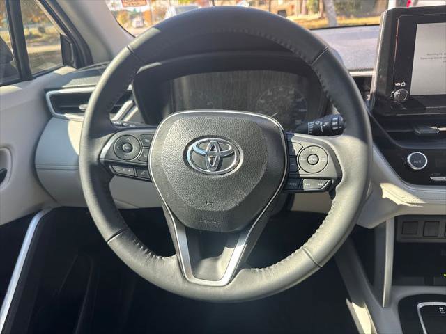 Certified 2025 Toyota Corolla Cross LE image 26