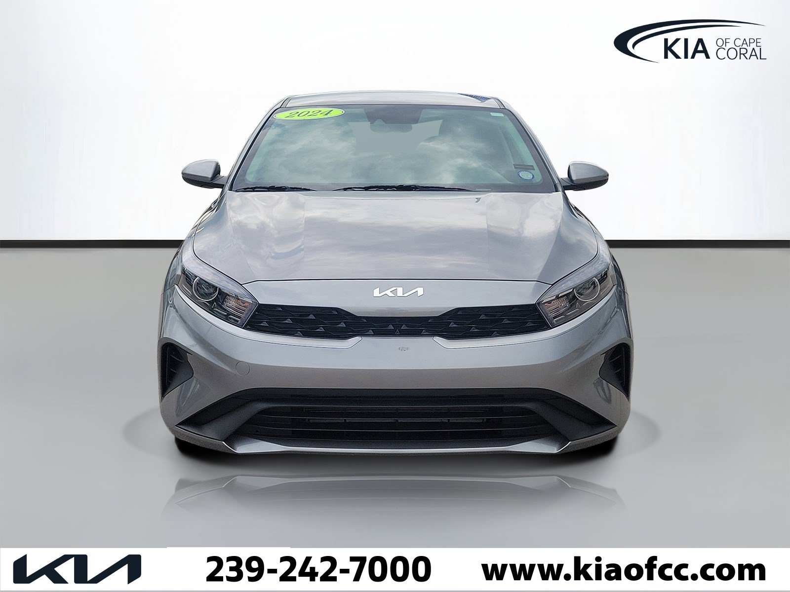 Certified 2024 Kia Forte LXS FWD image 2