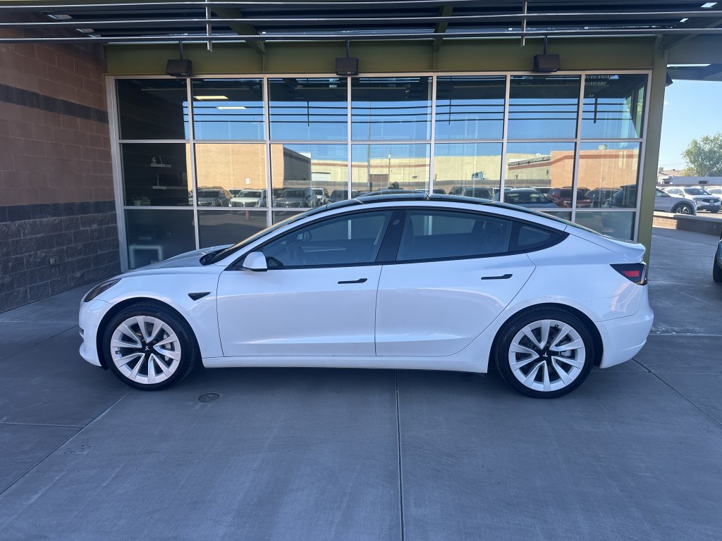 Used 2022 Tesla Model 3 RWD image 6