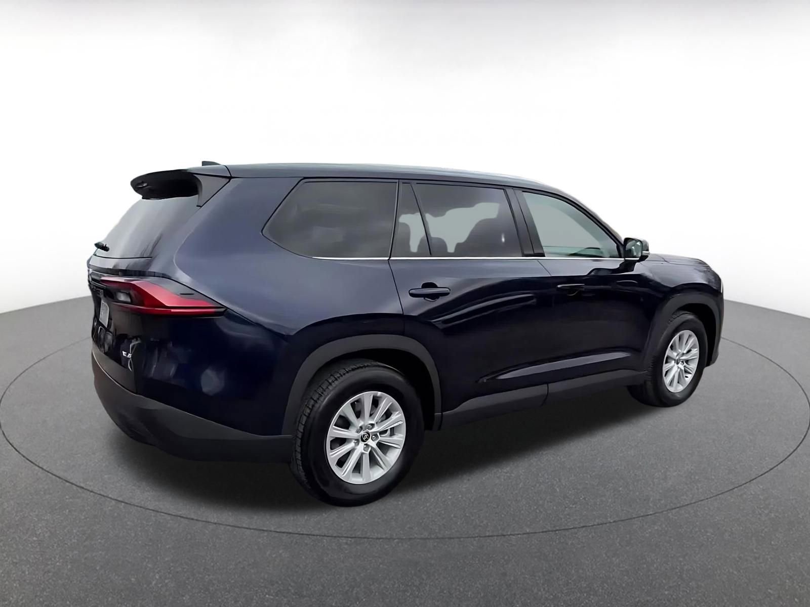 Used 2025 Toyota Grand Highlander FWD image 14