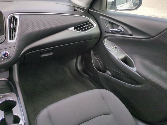 Used 2024 Chevrolet Malibu LT FWD image 17