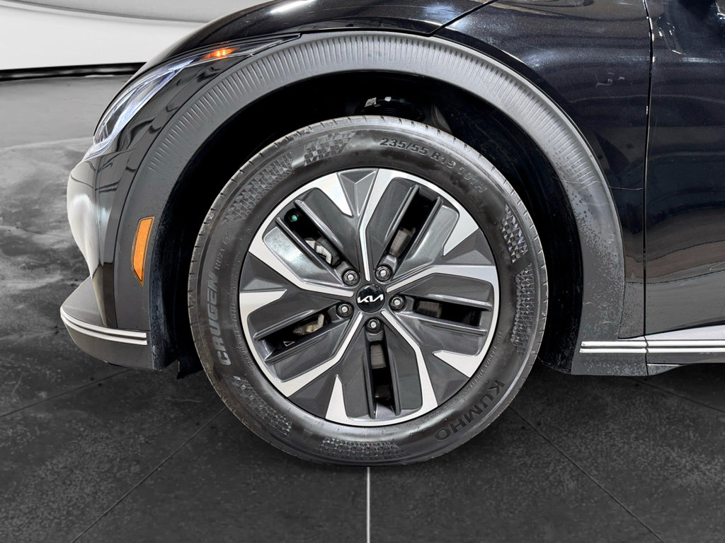 Used 2024 Kia EV6 Light AWD/4WD image 33