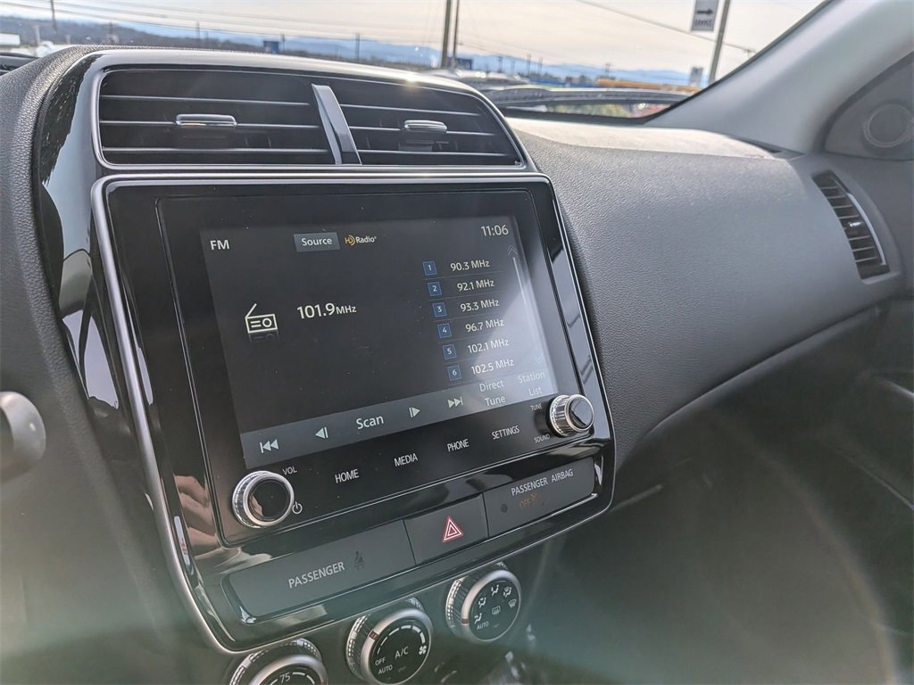 Used 2025 Mitsubishi Outlander Sport ES image 17