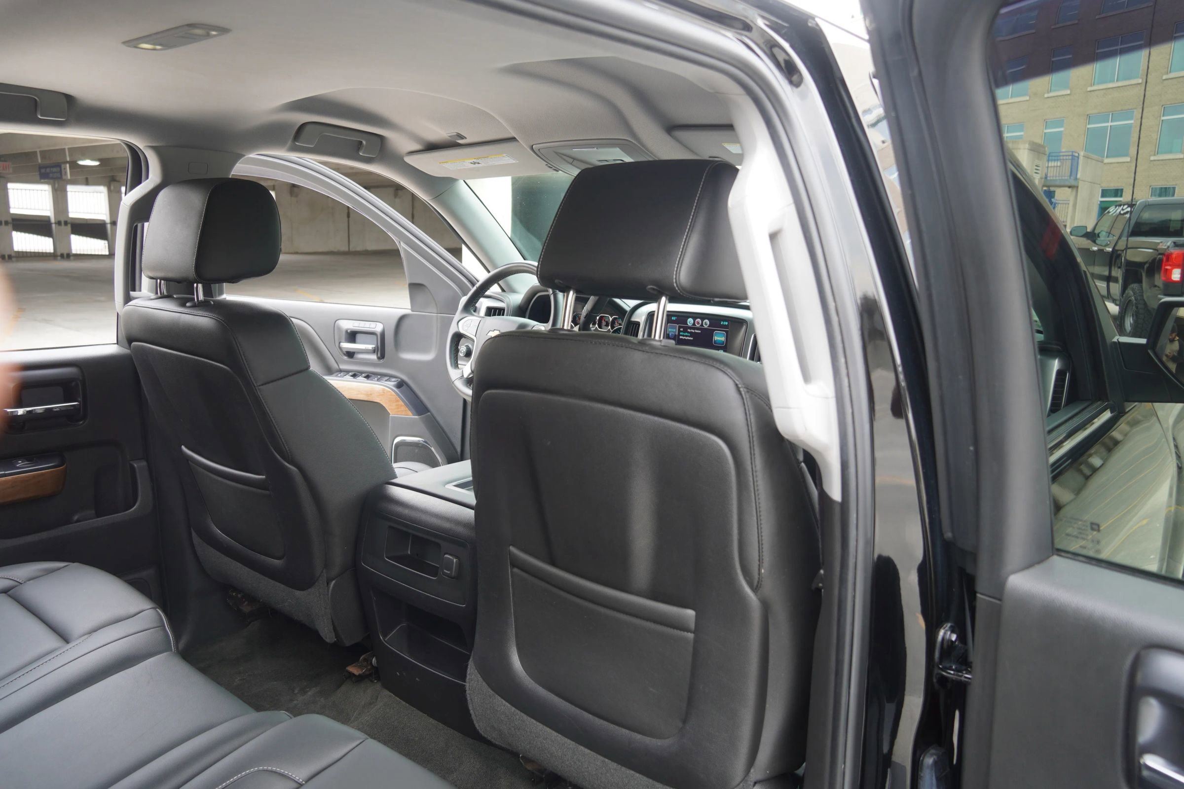 Used 2015 Chevrolet Silverado 1500 LTZ image 33