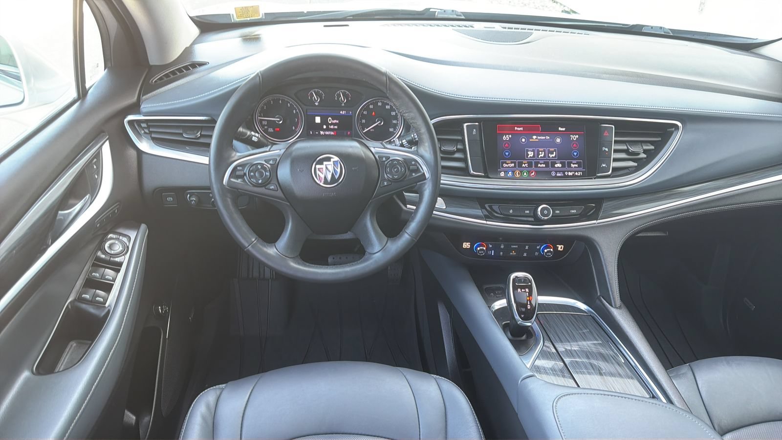 Used 2020 Buick Enclave Premium w/ Sun and Sites Package FWD image 18