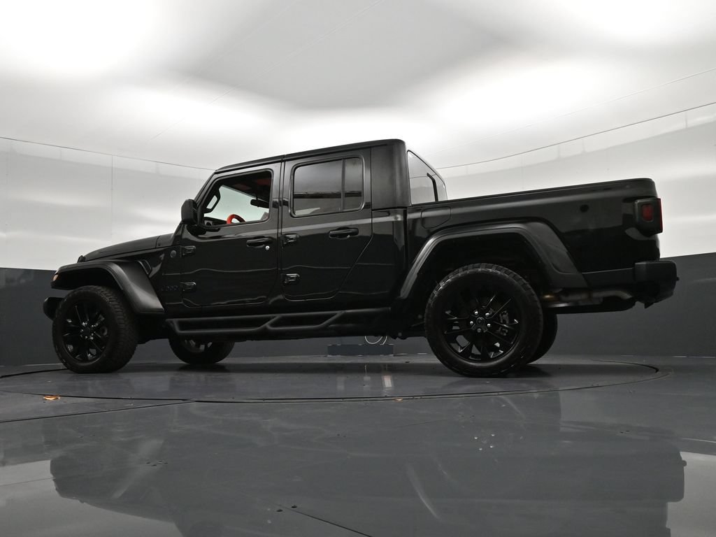 Used 2025 Jeep Gladiator Sport AWD/4WD image 31
